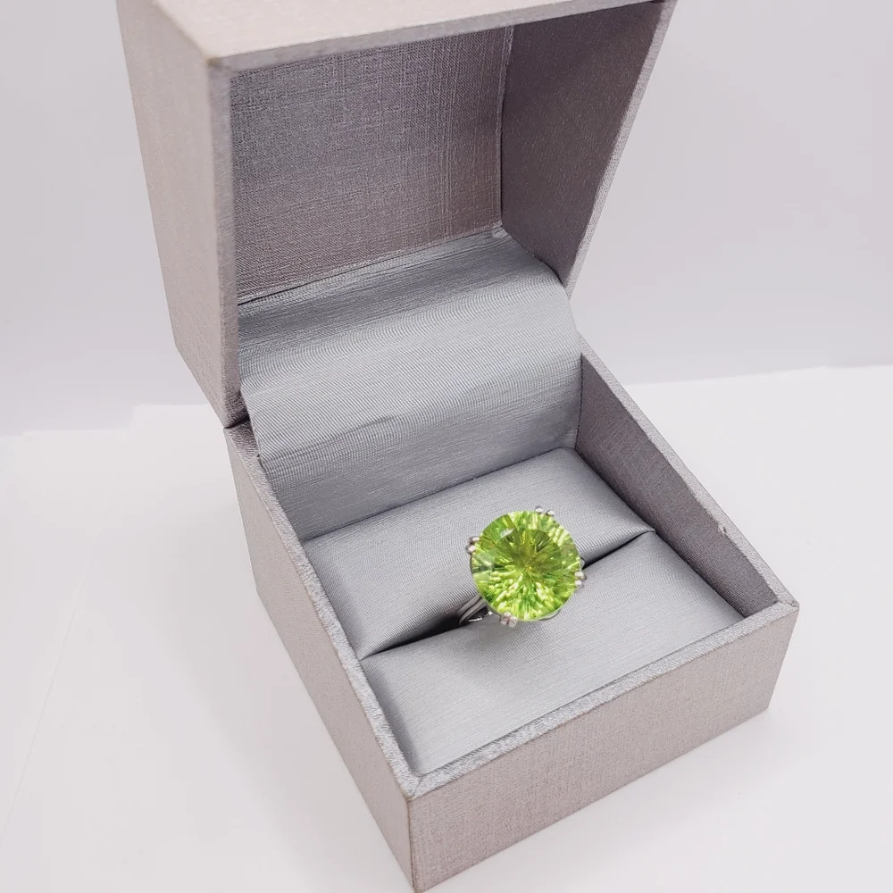 Concave Cut Chartreuse Quartz & White Zircon Platinum | 925 Sterling Silver Ring